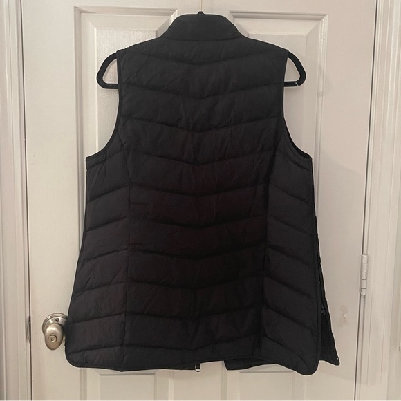 J.Jill Down lined black puffer vest - Picture 2 of 14